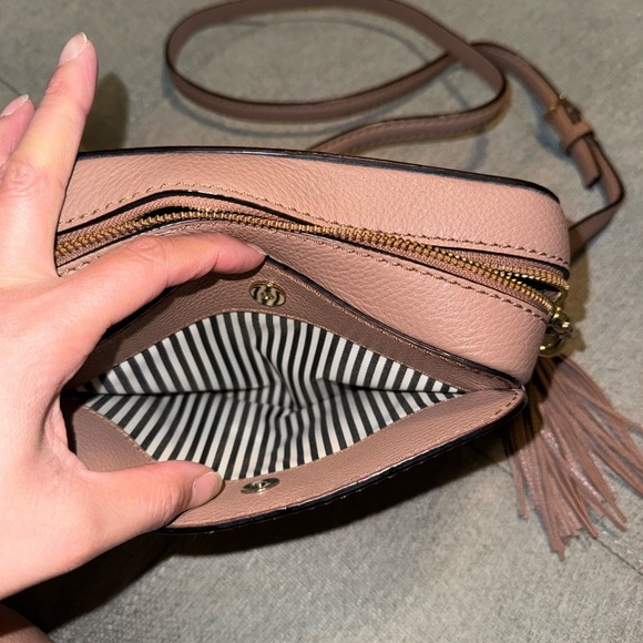 KATE SPADE CROSSBODY PURSE - Picture 4 of 5
